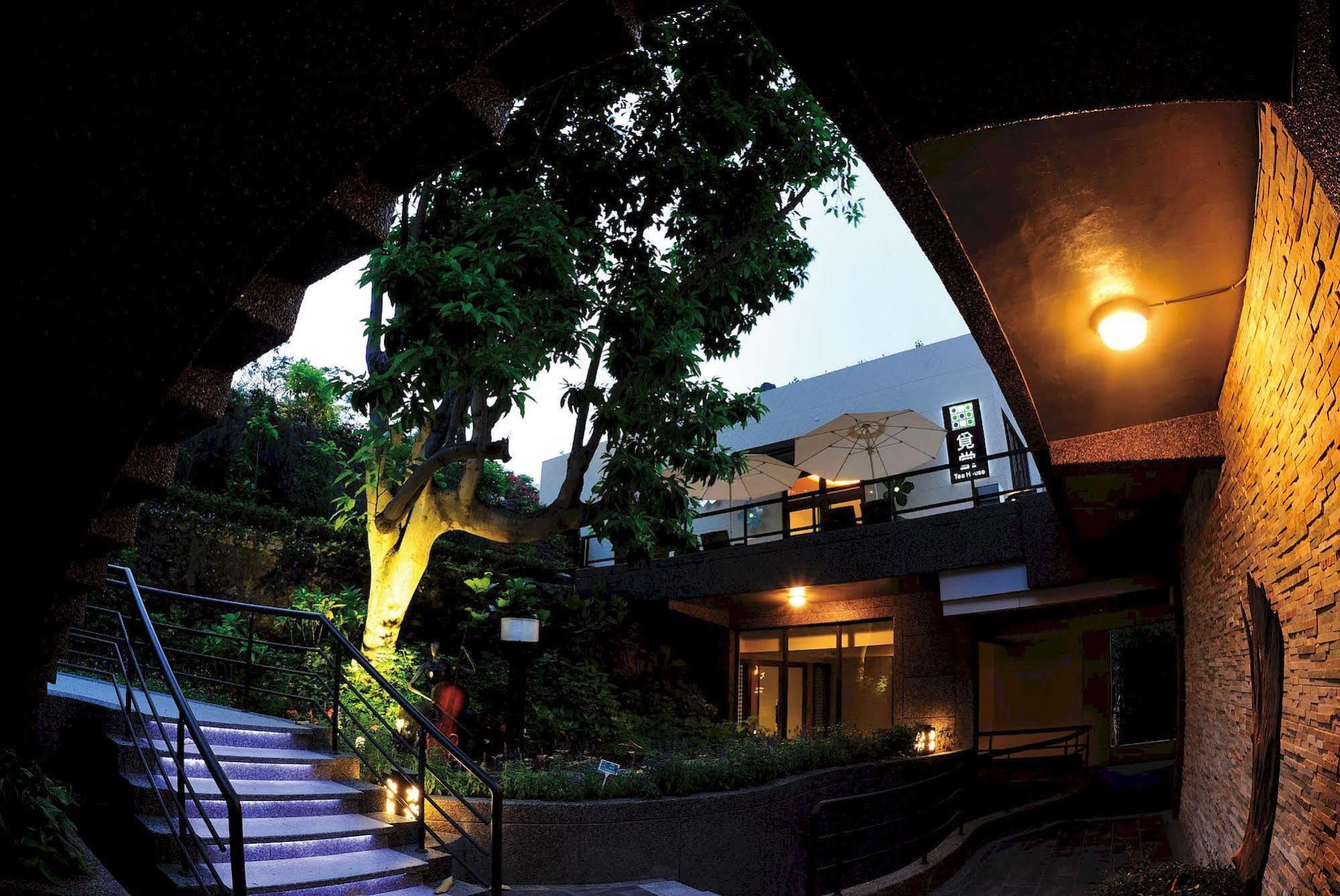 สปริง ฮิลล์ รีสอร์ท Tianliao ภายนอก รูปภาพ